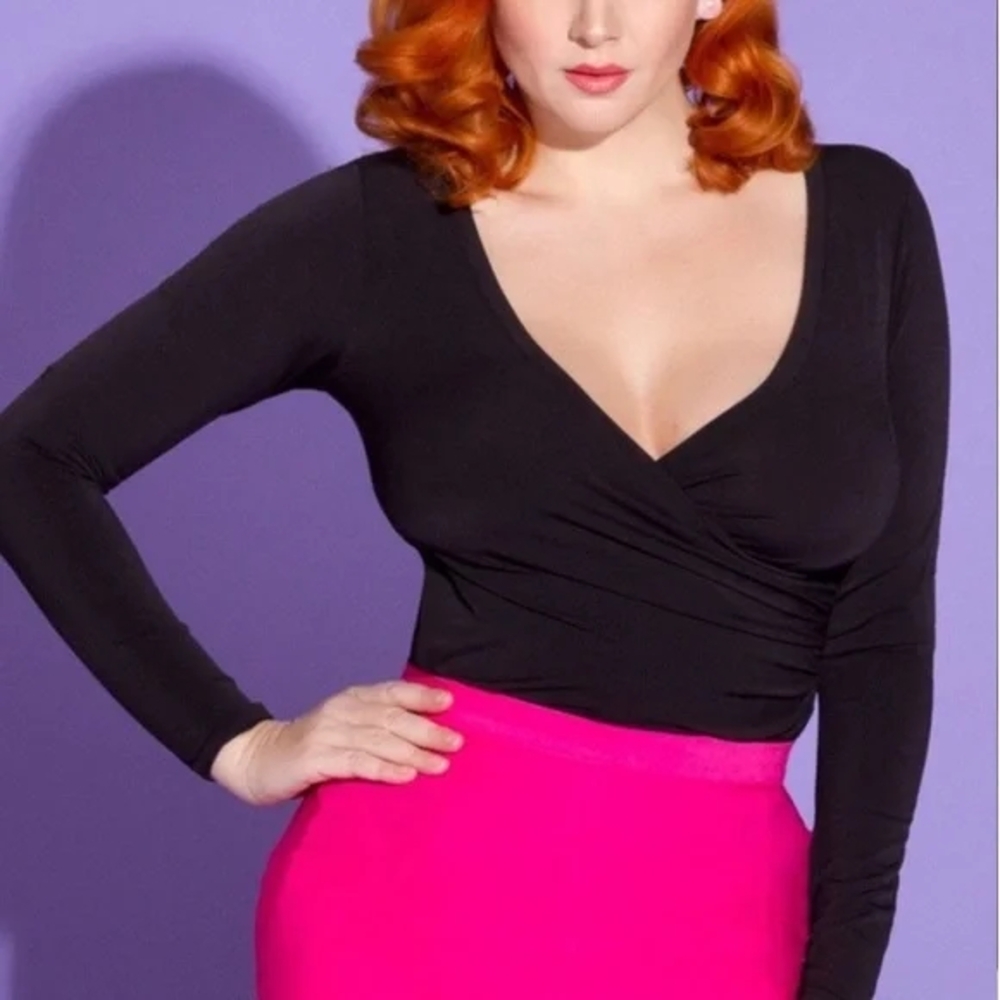 Pinup Couture Black Gia Top Long Sleeve Faux Wrap Top Pinup Girl Clothing EUC